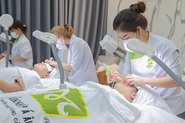 Học phí kỹ thuật viên spa