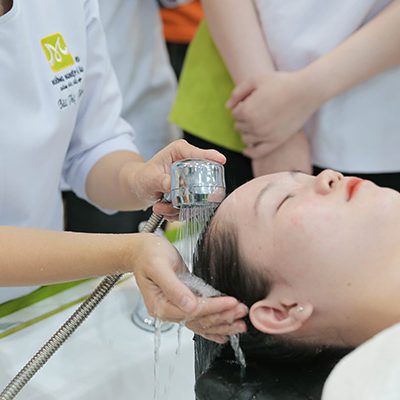 kỹ thuật gội đầu lớp quản lý spa