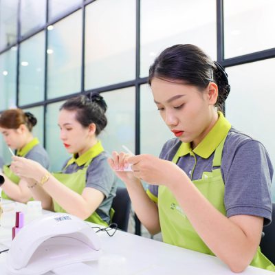 Đào tạo Nail Salon Định Cư