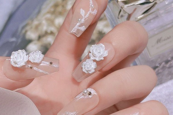 Mẫu Nail Hoa Văn Ấn Tượng