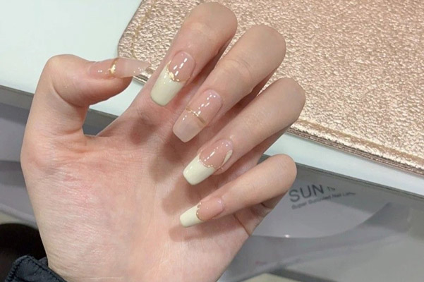 Mẫu Nail Màu Hồng Pastel Nhẹ Nhàng