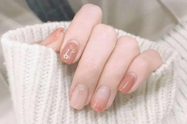 Mẫu Nail Màu Nude Thanh Lịch