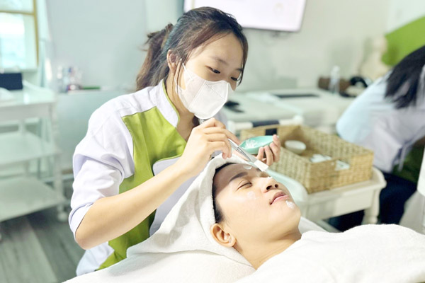 Chi phí để học nghề spa