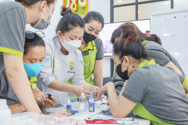 Học nghề nail ở đâu tốt