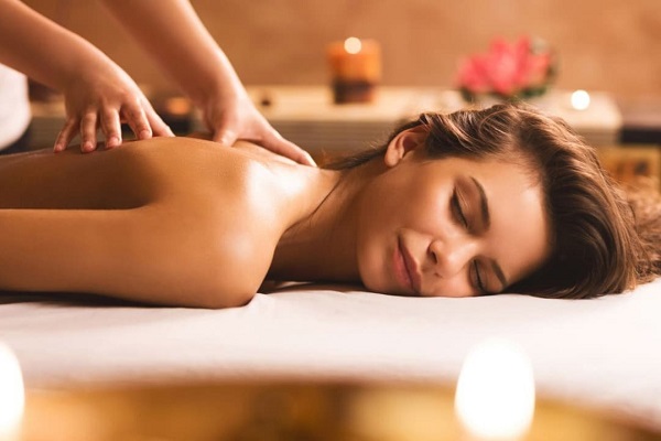 cách massage cổ vai gáy