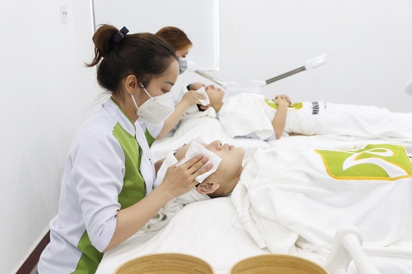 học nghề spa có cần bằng cấp không