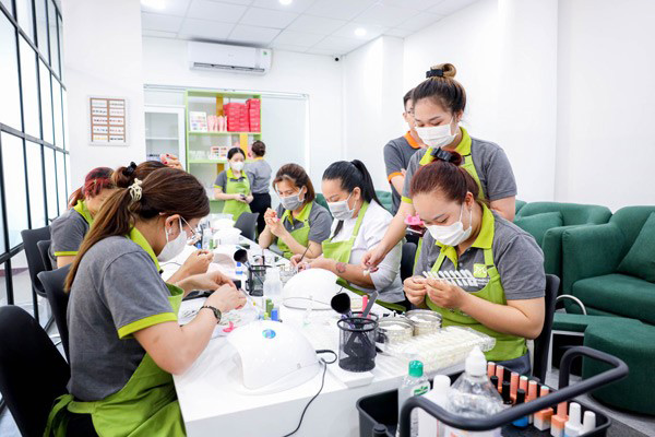 nhân lực nghề nail hiện nay