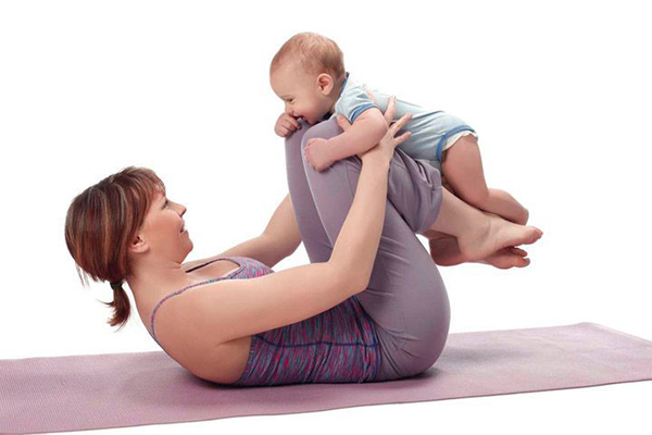cách làm xẹp bụng sau sinh mổ