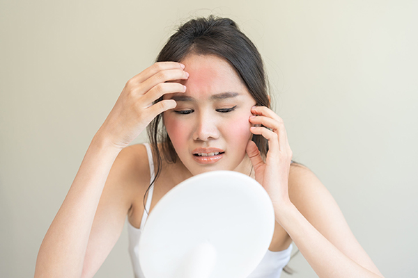 da nhạy cảm không dùng tẩy da chết