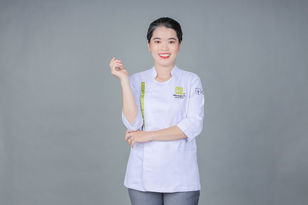 Cô Phạm Trần Thanh Vi