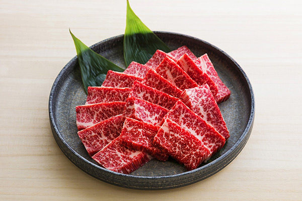 sau khi khử thâm môi nên kiêng ăn gì