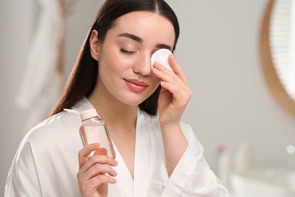 cách tẩy trang đúng cách