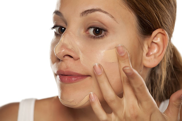 thoa kem lót trước khi makeup