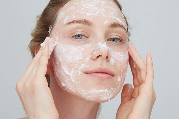 ưu và nhược điểm của tẩy da chết hóa học