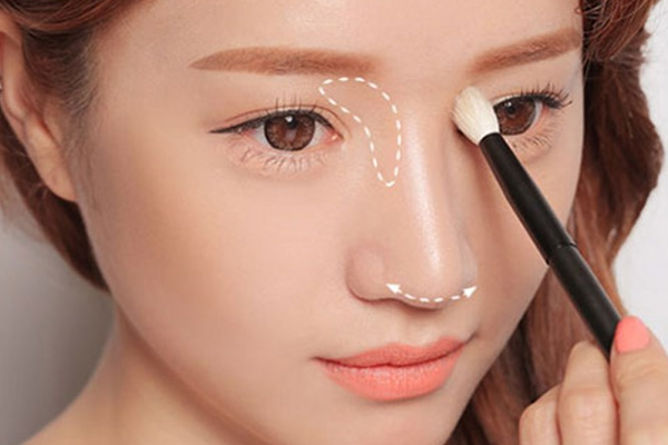 các bước makeup tone hồng đào