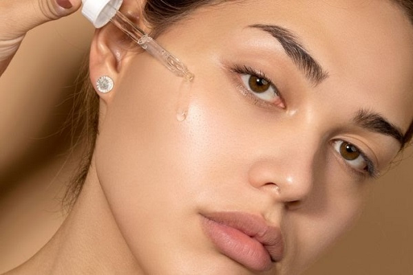 dưỡng da sau khi đắp mặt nạ