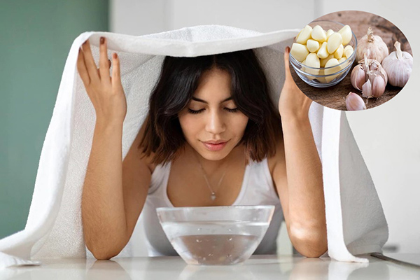 xông mặt bằng tỏi