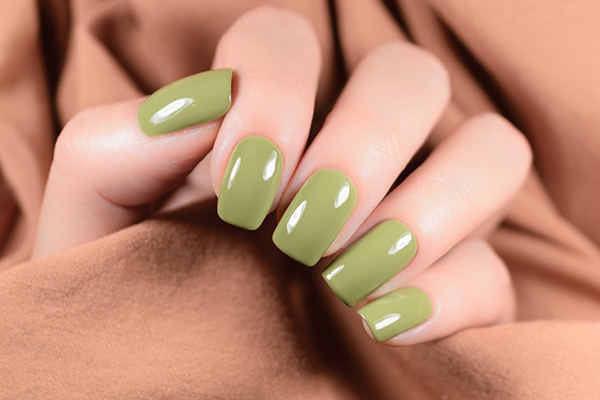 nail xanh lá bơ