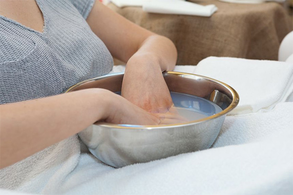 quy trình để làm móng úp đẹp