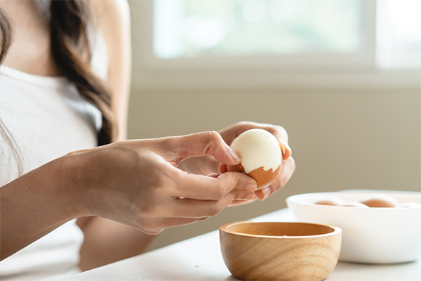 Lỡ Ăn Trứng Sau Phun Môi Thì Có Sao Không